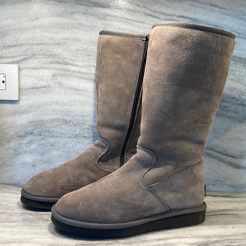 UGG Tall gray suede boots, size 6 / EU 37